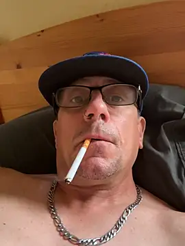 Snapshot of Dicklegend2245 chatting on 11, 7, 2026 Dicklegend2245 online show from 11, 7, 2026