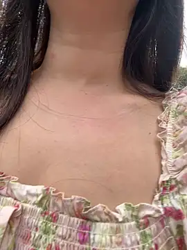 Olivia00111 online show from 3, 7, 2026