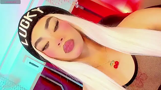 Snapshot of Dafnne-xxx chatting on 16, 6, 2026 Dafnne-xxx online show from 16, 6, 2026