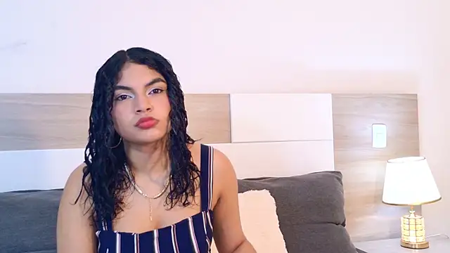 MelodyAlvarez online show from 25, 7, 2026