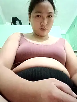 Snapshot of Uya-y chatting on 19, 6, 2026 Uya-y online show from 19, 6, 2026