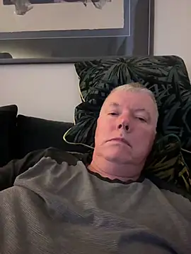 Snapshot of cumboy chatting on 9, 11, 2025 cumboy online show from 9, 11, 2025