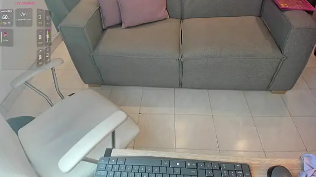 Snapshot of Nayla_Luxe chatting on 8, 7, 2026 Nayla Luxe online show from 8, 7, 2026