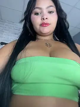 Snapshot of HoneyBunXXX chatting on 25, 7, 2026 HoneyBunXXX online show from 25, 7, 2026