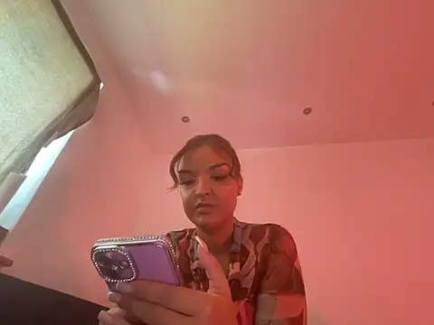 elina amara  online show from 17, 6, 2026