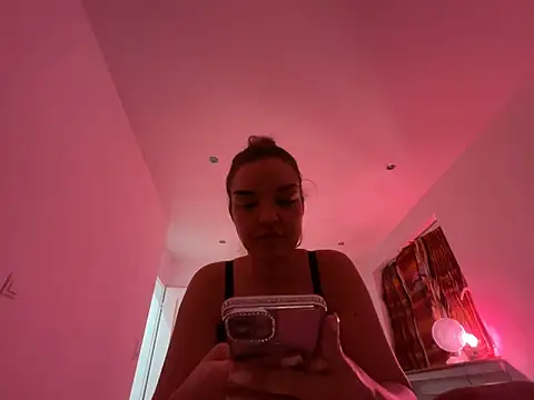 elina amara  online show from 19, 6, 2026