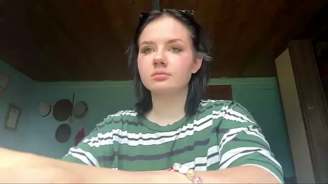 Snapshot of AnnelieseRamirel chatting on 19, 6, 2026 AnnelieseRamirel online show from 19, 6, 2026