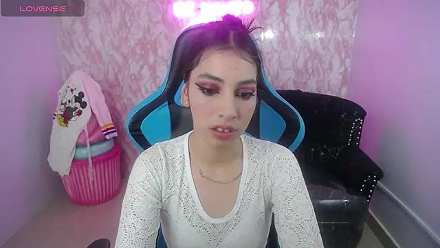 KiaraStar ch online show from 10, 7, 2026