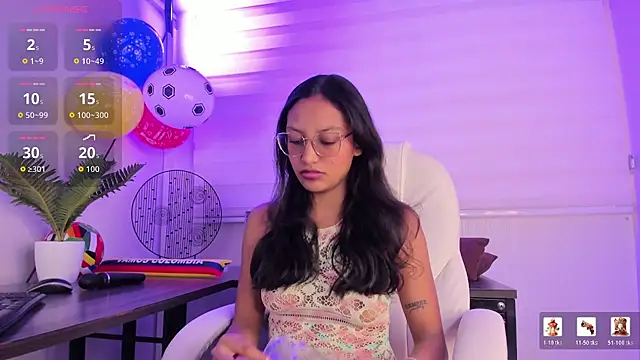 Snapshot of emma_brooks_ chatting on 26, 6, 2026 emma brooks online show from 26, 6, 2026