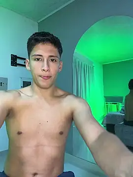 Snapshot of SantiLux_ chatting on 16, 7, 2026 SantiLux online show from 16, 7, 2026