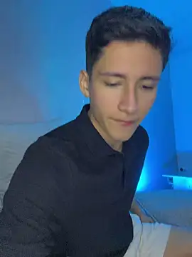 Snapshot of SantiLux_ chatting on 18, 7, 2026 SantiLux online show from 18, 7, 2026