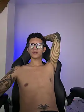 tylerrnova online show from 22, 6, 2026