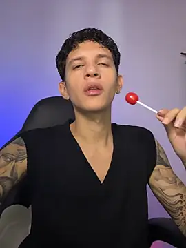 tylerrnova online show from 25, 6, 2026