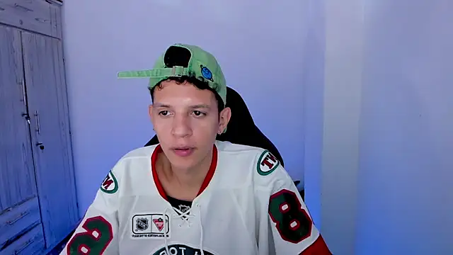 tylerrnova online show from 16, 7, 2026
