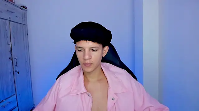 tylerrnova online show from 19, 7, 2026