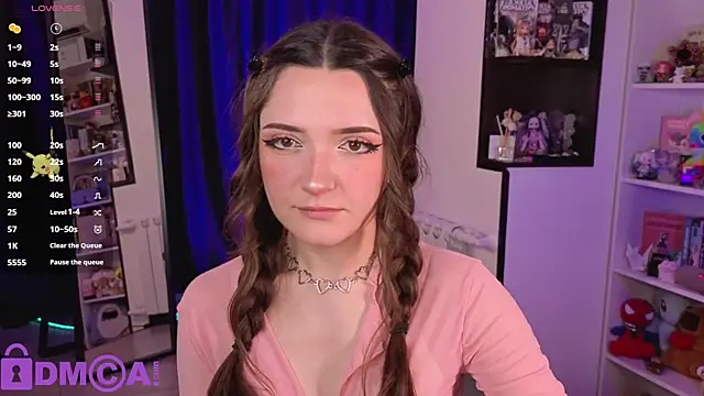 RochelleGoil online show from 25, 7, 2026