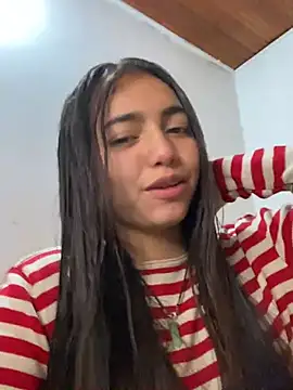 Snapshot of Julia_valentina chatting on 5, 7, 2026 Julia valentina online show from 5, 7, 2026