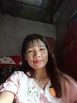 Snapshot of Gee_hot chatting on 3, 7, 2026 Gee hot online show from 3, 7, 2026