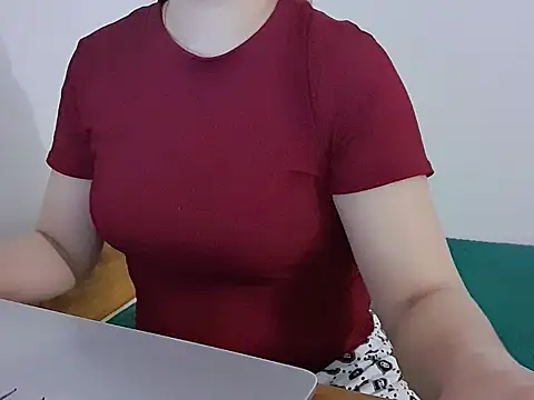 Snapshot of Miuu99 chatting on 1, 7, 2026 Miuu99 online show from 1, 7, 2026