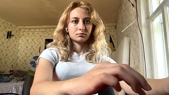 LisaBam online show from 18, 6, 2026