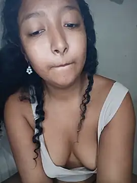 HeLiSa69ebony online show from 1, 7, 2026
