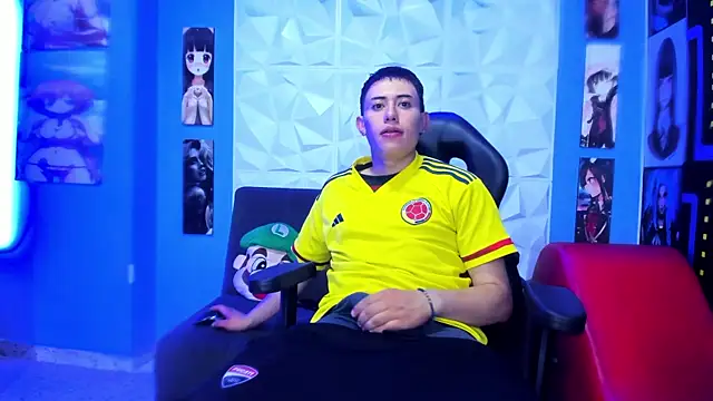 Snapshot of Thiagoo_Vega chatting on 23, 6, 2026 Thiagoo Vega online show from 23, 6, 2026