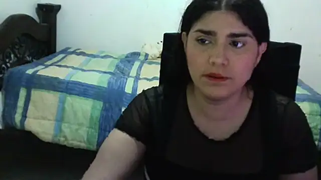 Snapshot of CarolinaMoretti chatting on 27, 7, 2026 CarolinaMoretti online show from 27, 7, 2026