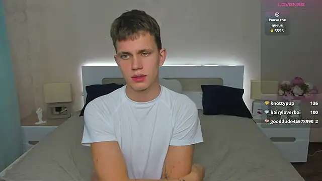 m0neyken online show from 24, 7, 2026