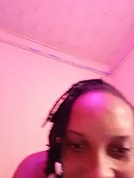 Midnightmuse619 online show from 28, 6, 2026