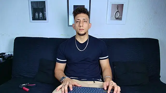 Sr Maykol online show from 1, 8, 2026