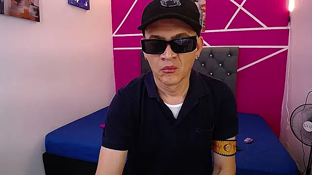 Cesirry  online show from 16, 7, 2026