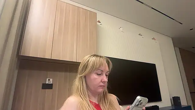 Dorielle online show from 25, 6, 2026