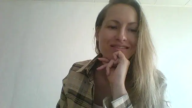Snapshot of Nimetta chatting on 9, 7, 2026 Nimetta online show from 9, 7, 2026