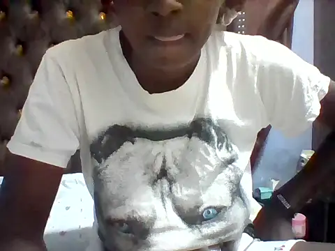 Snapshot of Access-Cute chatting on 24, 6, 2026 Access-Cute online show from 24, 6, 2026
