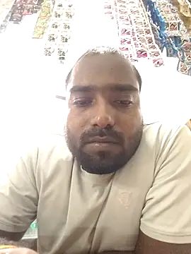 Snapshot of TinyBoy27 chatting on 25, 6, 2026 TinyBoy27 online show from 25, 6, 2026