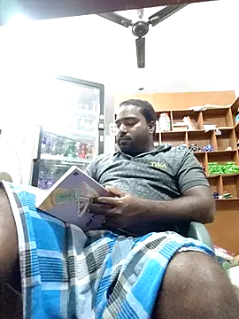 Snapshot of TinyBoy27 chatting on 21, 7, 2026 TinyBoy27 online show from 21, 7, 2026