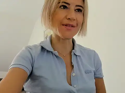 Snapshot of Ssoniaaa chatting on 12, 9, 2025 Ssoniaaa online show from 12, 9, 2025