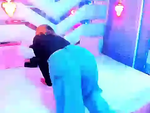 AnneJonees online show from 22, 6, 2026