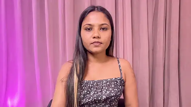 Snapshot of somyaa_bitch chatting on 21, 6, 2026 somyaa bitch online show from 21, 6, 2026