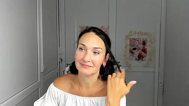 Snapshot of OliviaKateee chatting on 6, 8, 2026 OliviaKateee online show from 6, 8, 2026