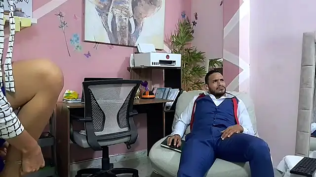 Pineappleflipped online show from 16, 7, 2026