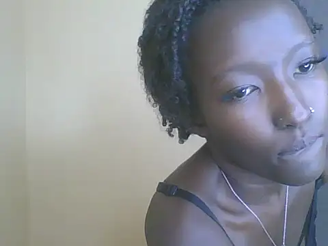 Snapshot of Keilay chatting on 7, 7, 2026 Keilay online show from 7, 7, 2026