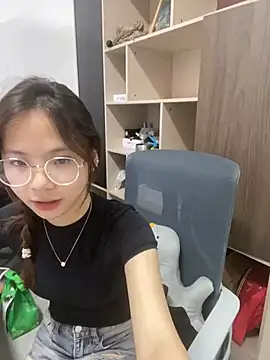 Snapshot of YY-1-1-1 chatting on 25, 6, 2026 YY-1-1-1 online show from 25, 6, 2026