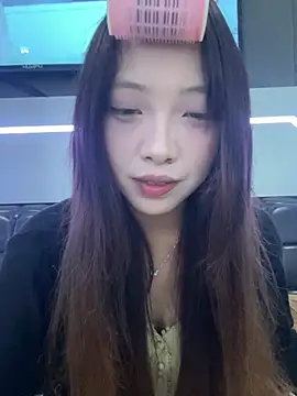 Snapshot of YY-1-1-1 chatting on 6, 8, 2026 YY-1-1-1 online show from 6, 8, 2026