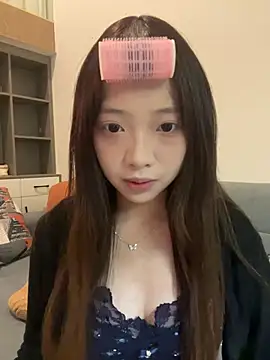 Snapshot of YY-1-1-1 chatting on 8, 8, 2026 YY-1-1-1 online show from 8, 8, 2026