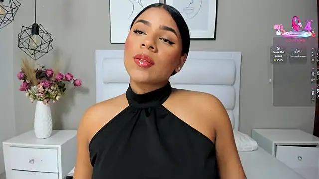 Snapshot of christineowens_ chatting on 30, 6, 2026 christineowens online show from 30, 6, 2026