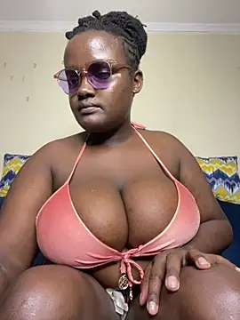 Bustyy Bitch online show from 2, 7, 2026