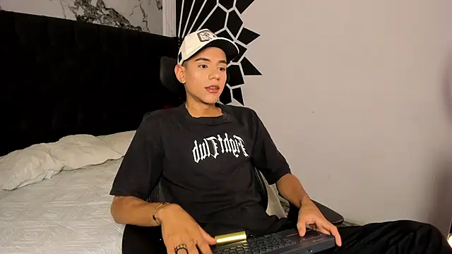MathewAdamss online show from 1, 7, 2026