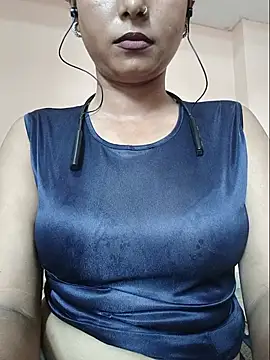 Snapshot of Mansi_Shrma chatting on 26, 6, 2026 Mansi Shrma online show from 26, 6, 2026