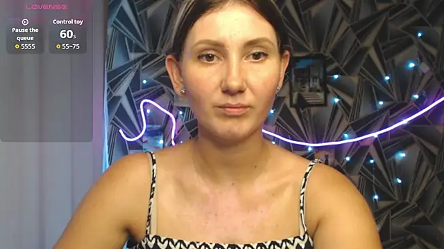 NikkiKisss online show from 6, 7, 2026